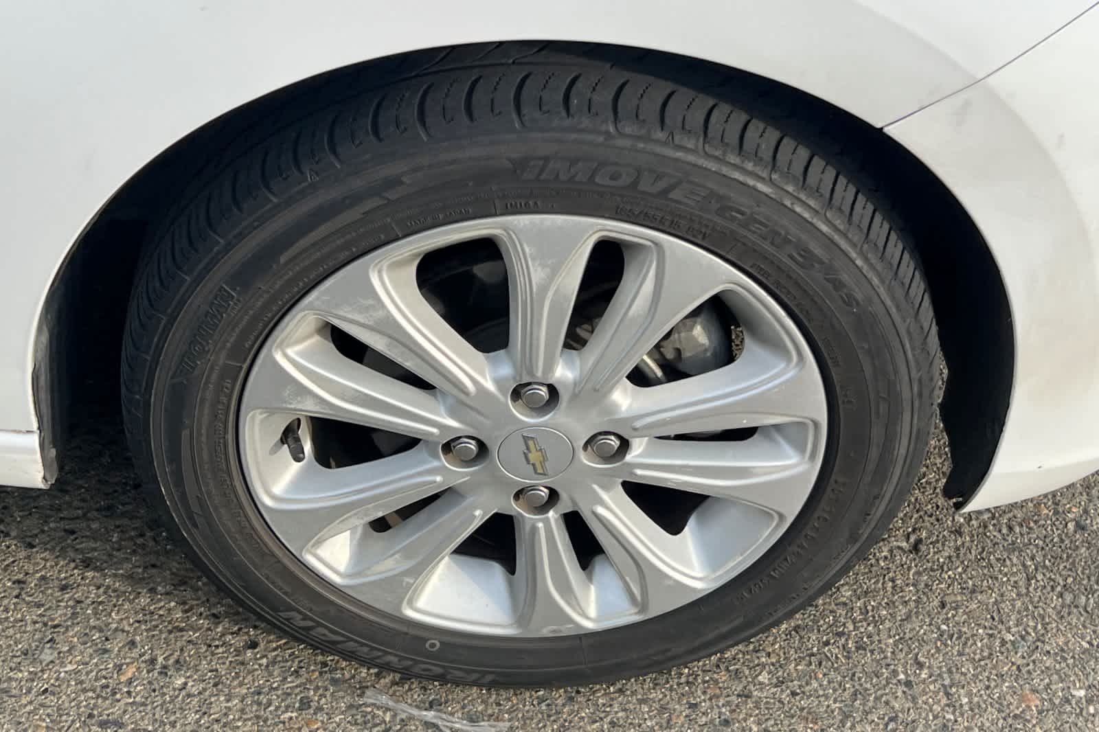 Thumbnail: 2017 Chevrolet Spark - 15