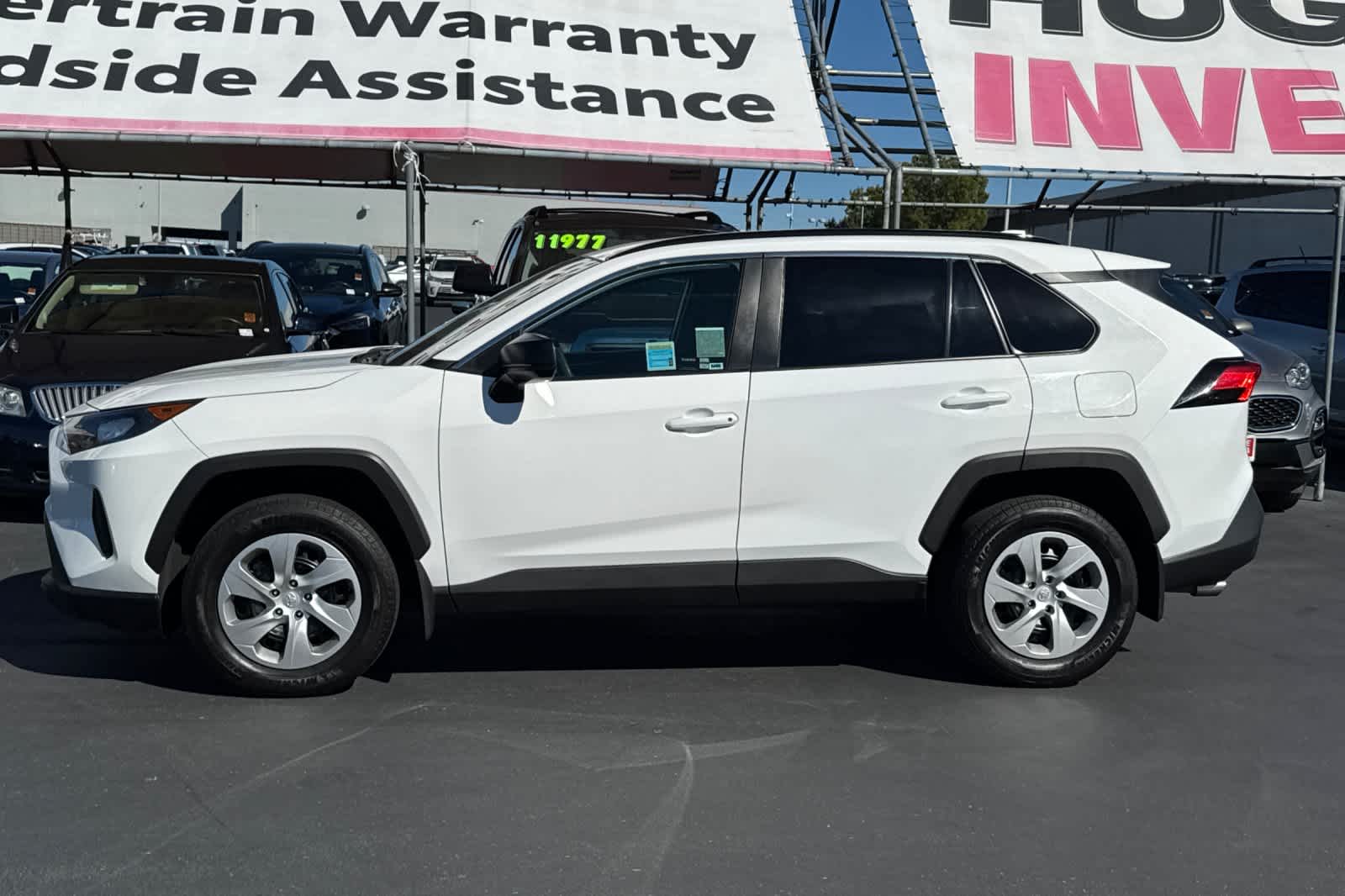 Thumbnail: 2020 Toyota RAV4 - 9