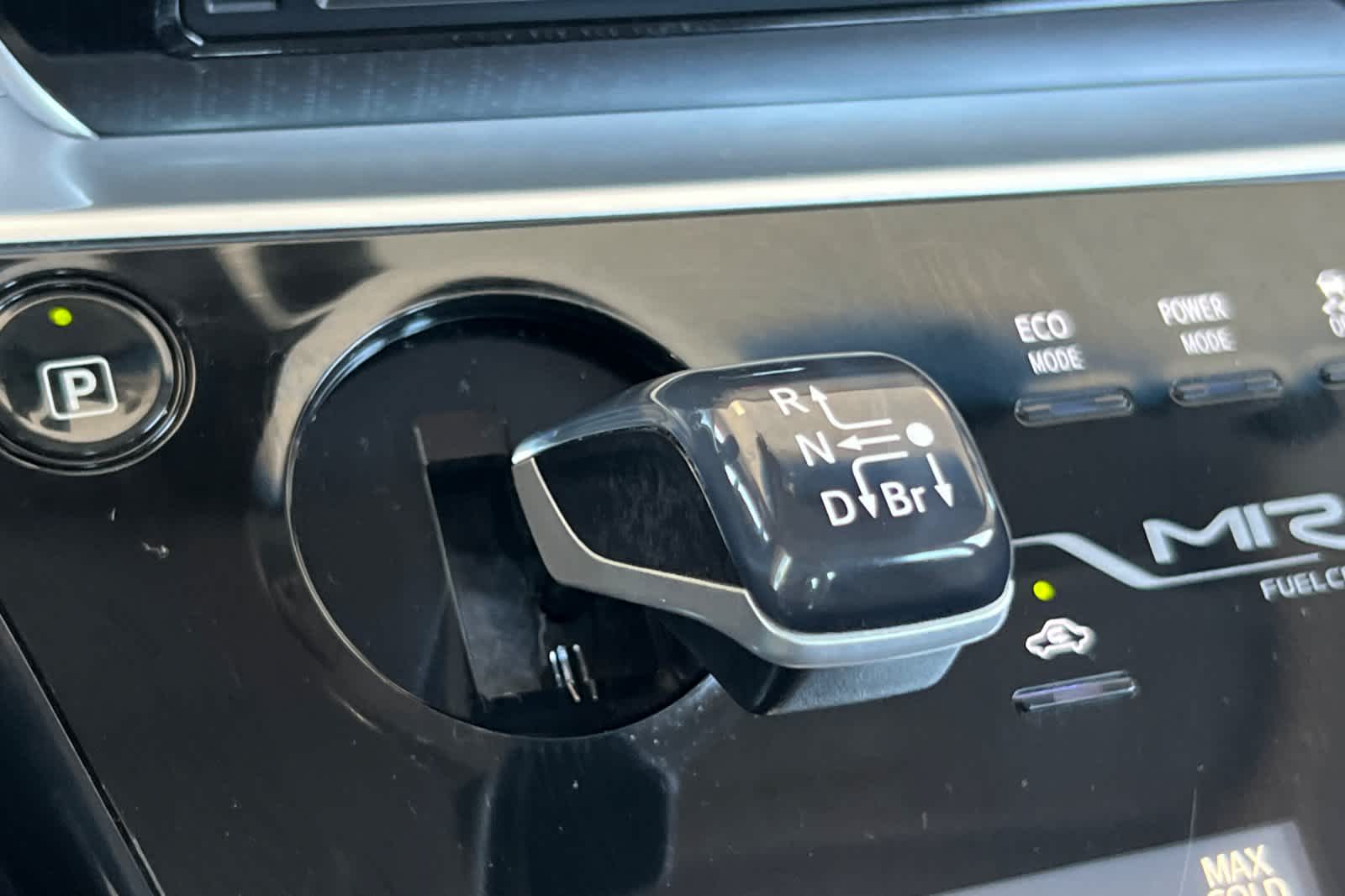 Thumbnail: 2017 Toyota Mirai - 22