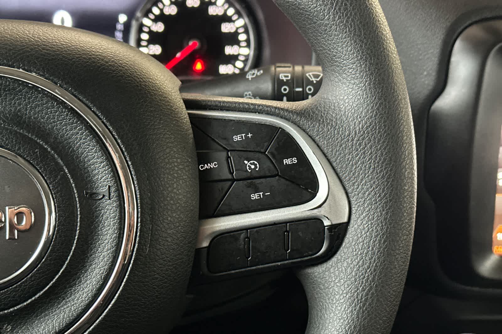 Thumbnail: 2023 Jeep Renegade - 26