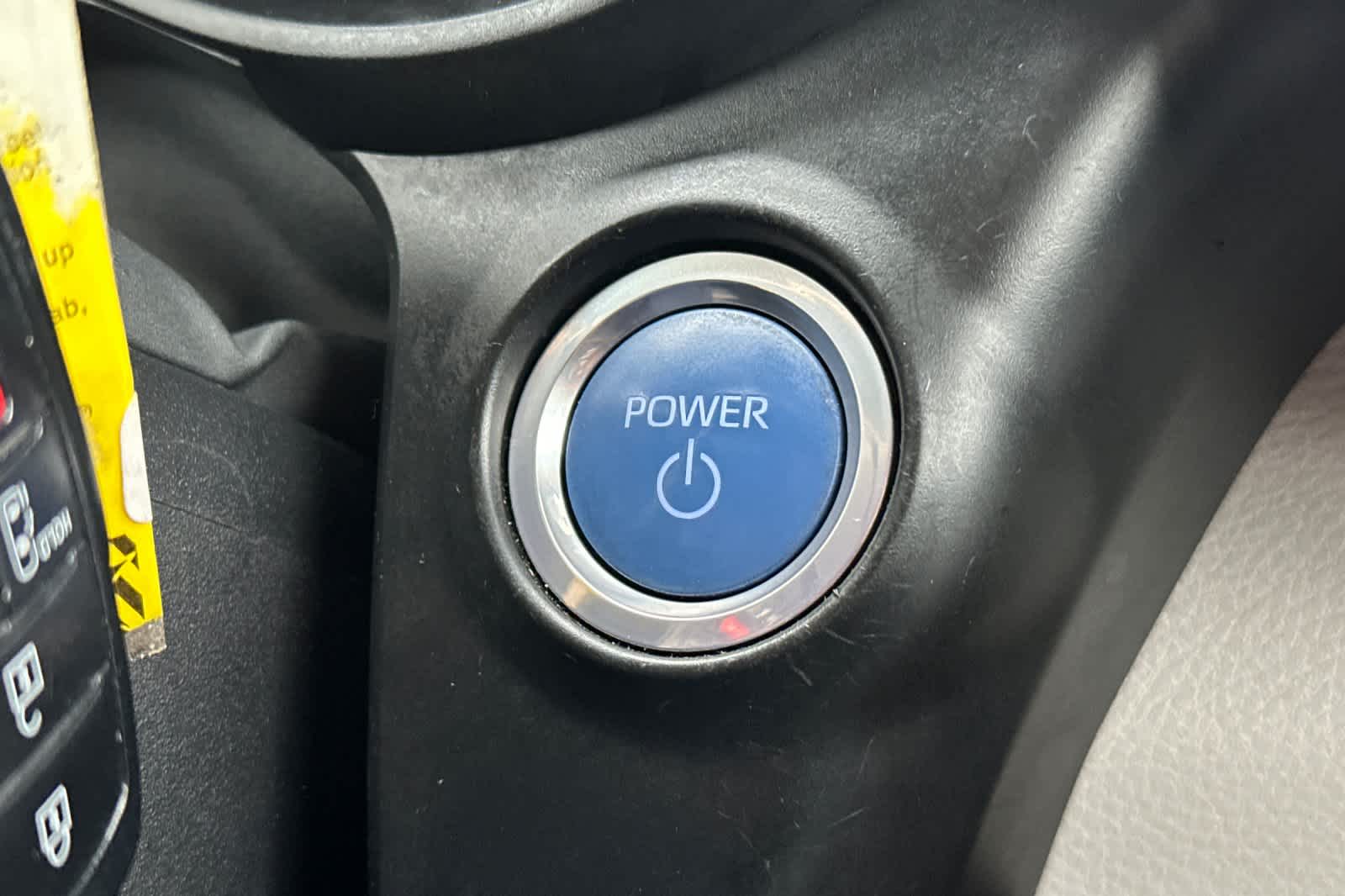 Thumbnail: 2022 Toyota Sienna - 25