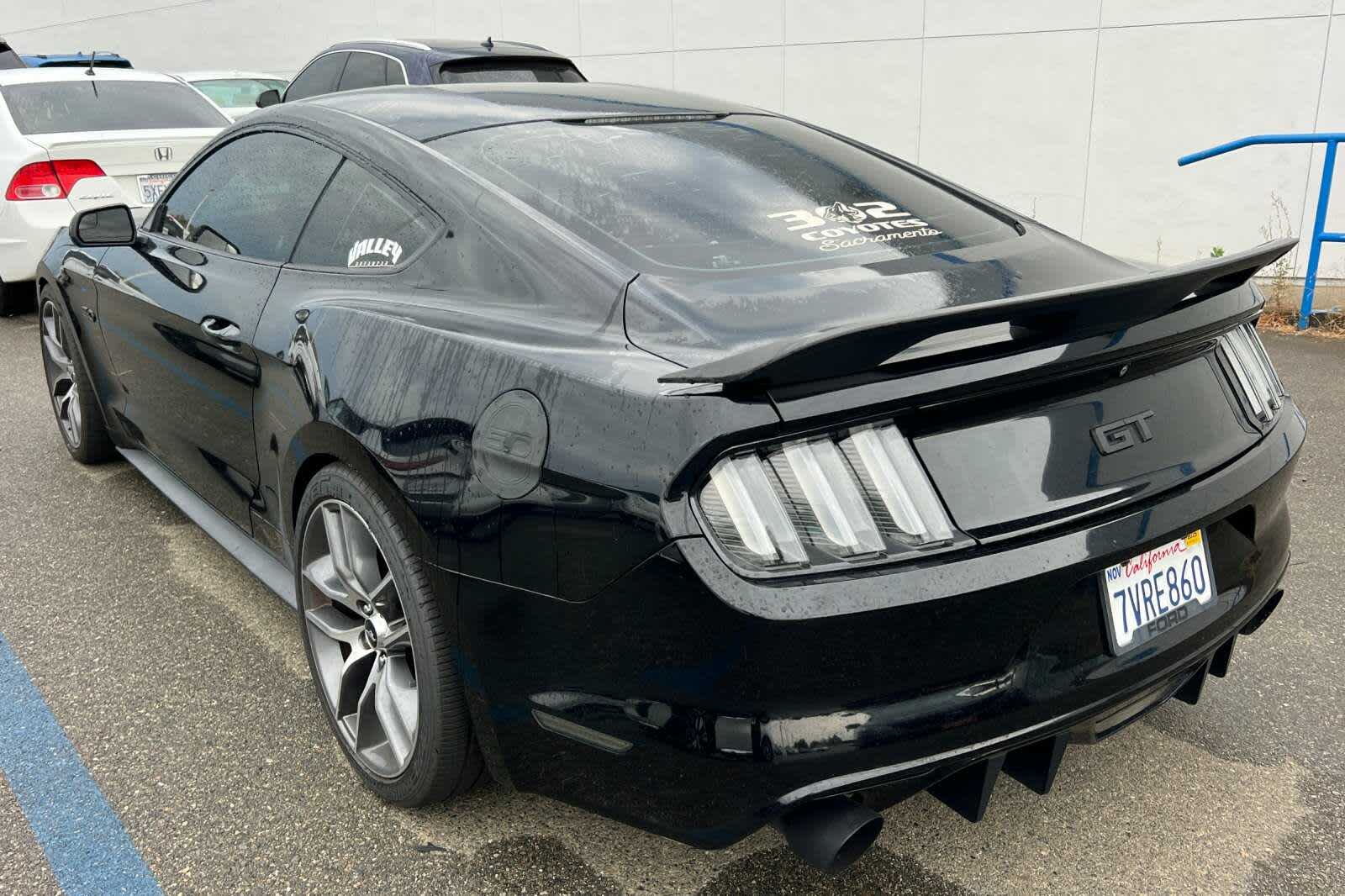 Thumbnail: 2017 Ford Mustang - 4