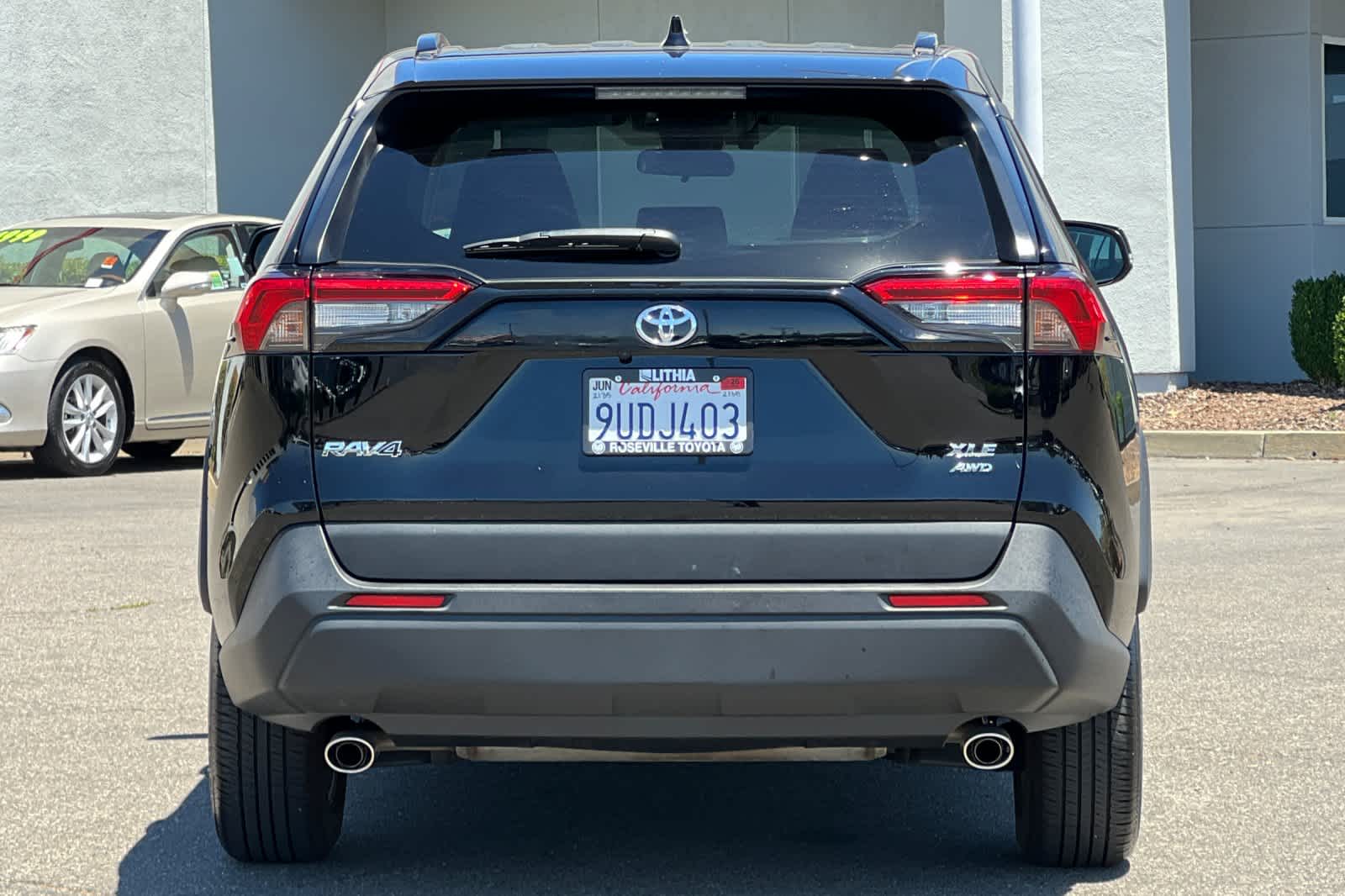 Thumbnail: 2025 Toyota RAV4 - 8