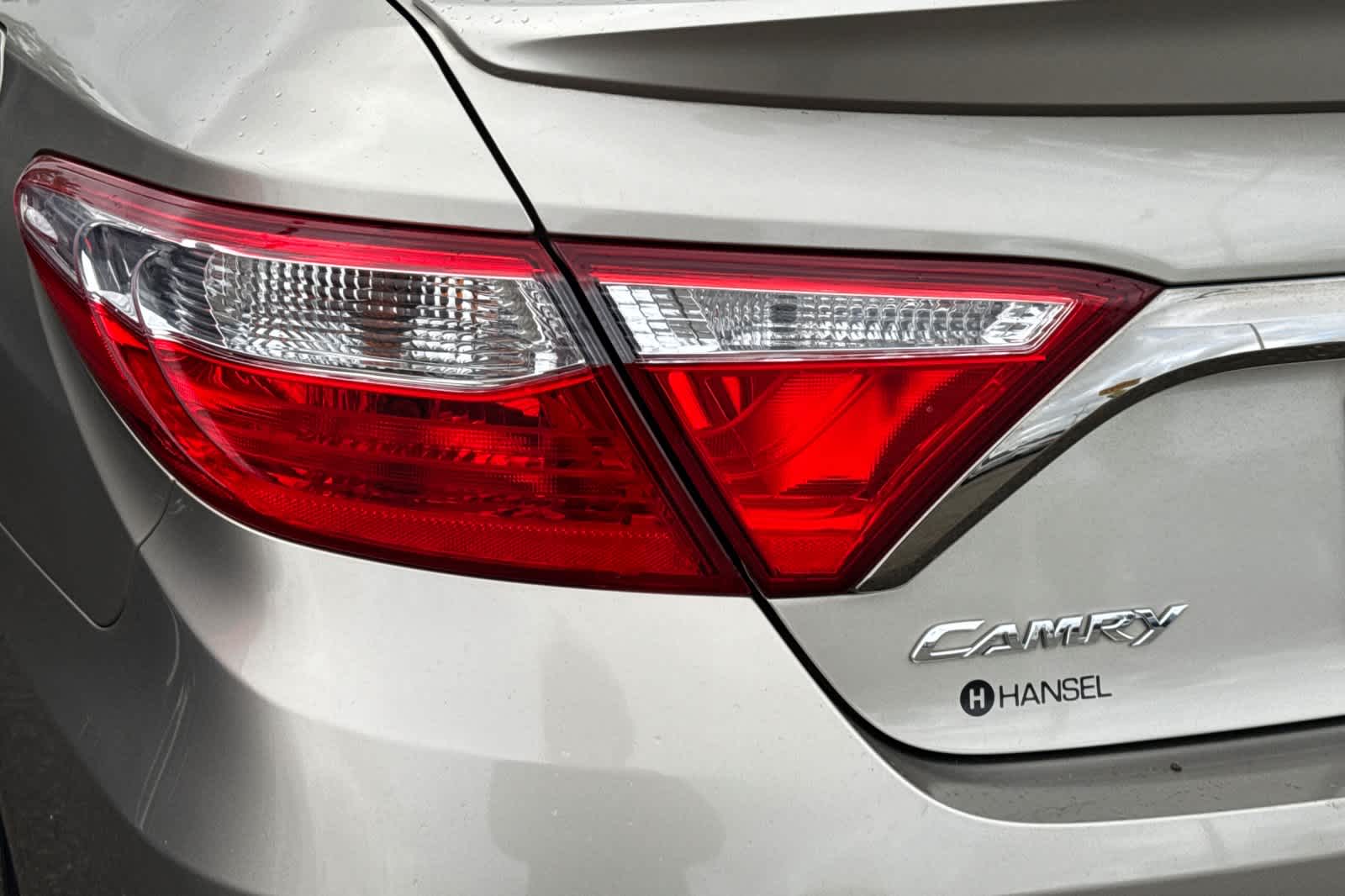 Thumbnail: 2016 Toyota Camry - 15