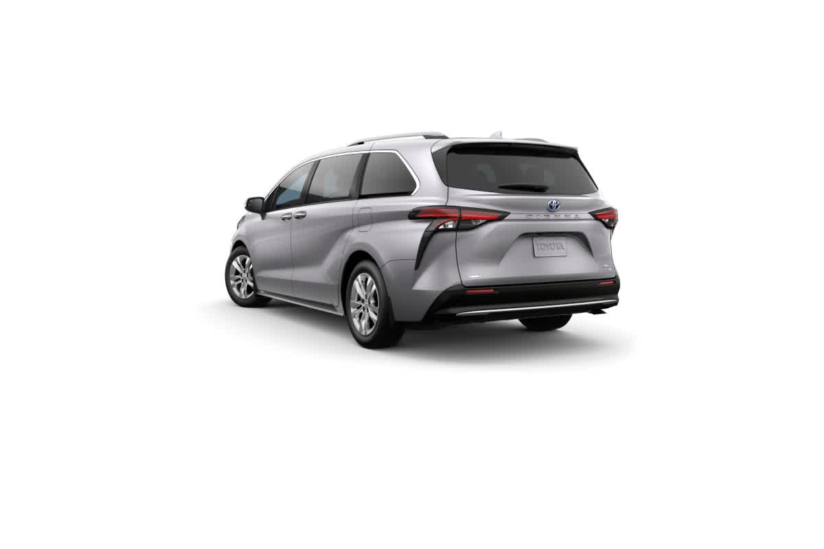 2024 Toyota Sienna Limited 4