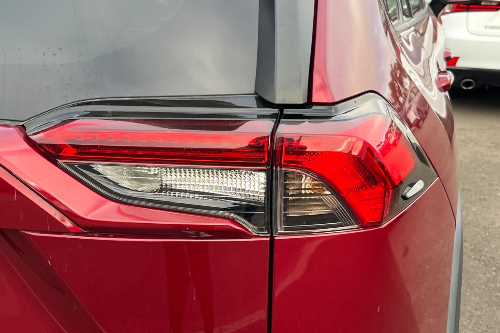 Thumbnail: 2021 Toyota RAV4 - 17