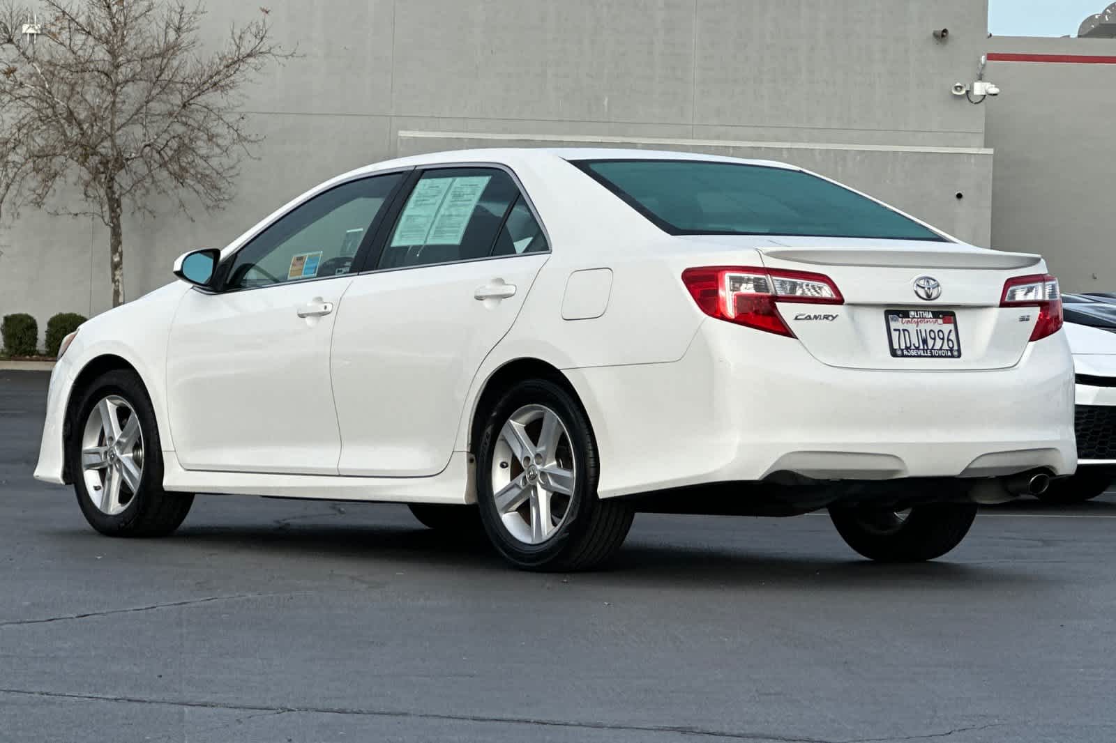 Thumbnail: 2014 Toyota Camry - 7