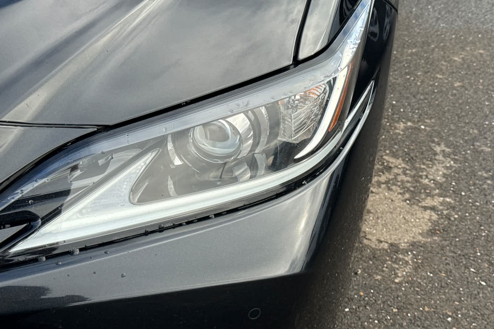 Thumbnail: 2021 Lexus ES - 11