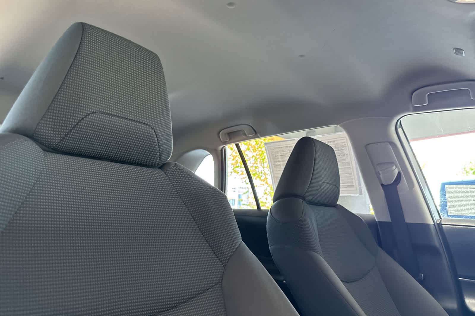 Thumbnail: 2023 Toyota RAV4 - 18