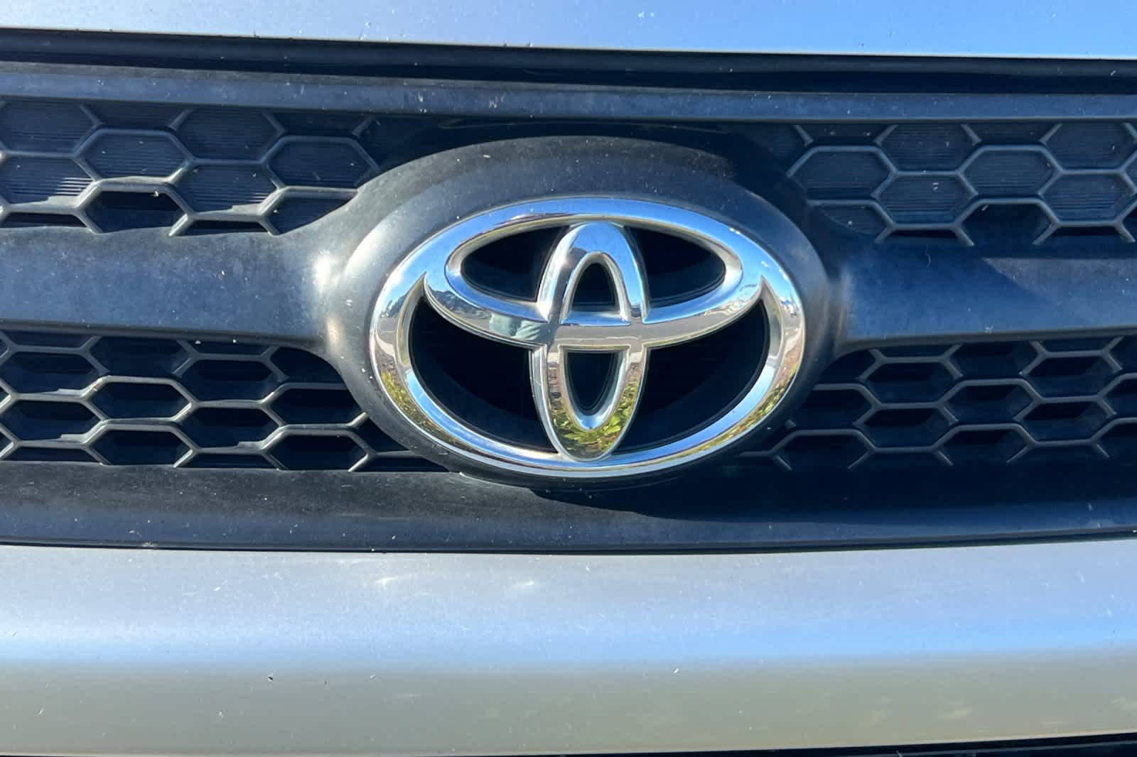 Thumbnail: 2009 Toyota RAV4 - 10