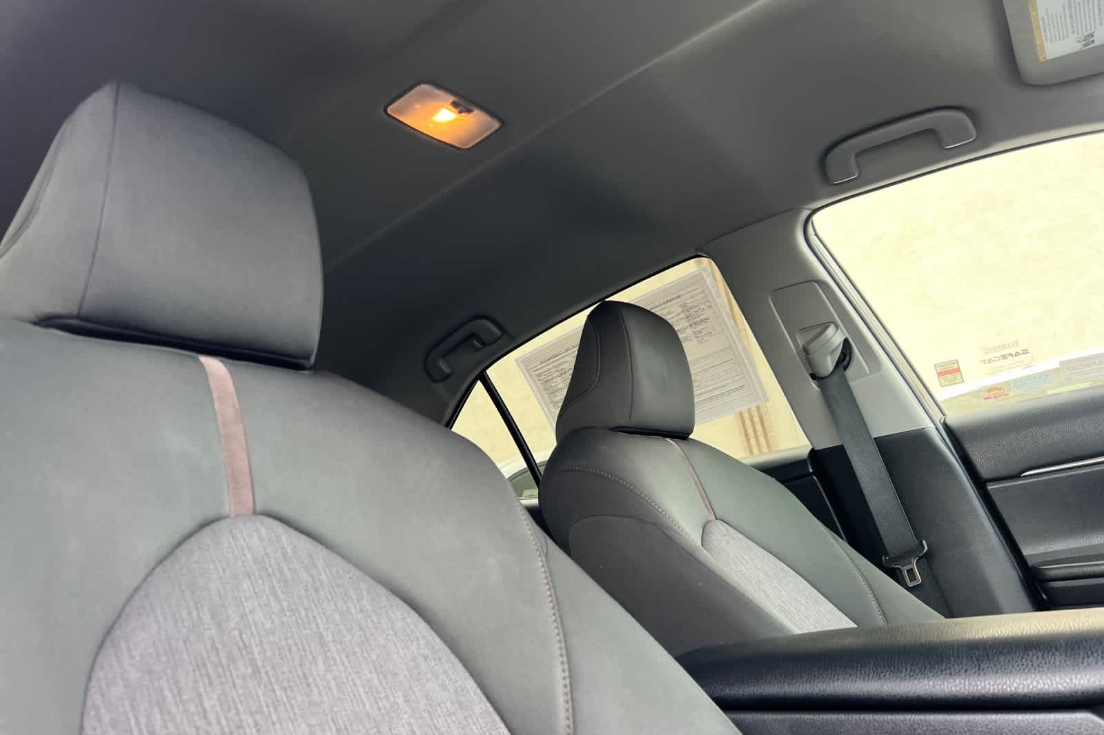 Thumbnail: 2018 Toyota Camry - 16