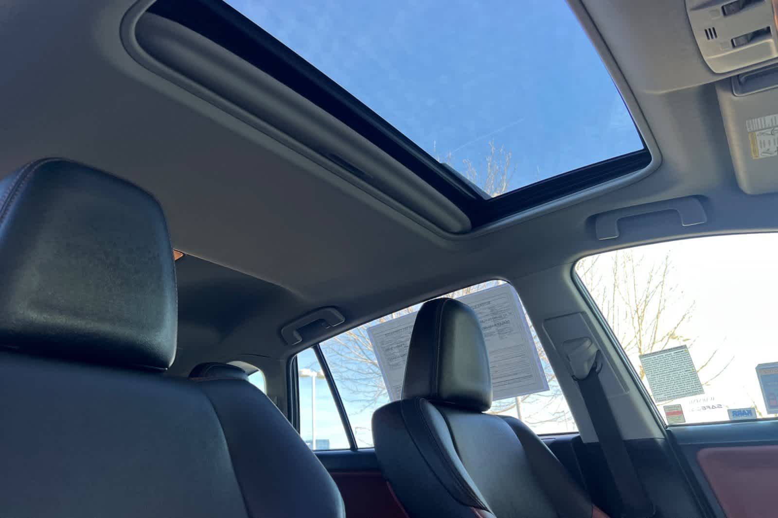 Thumbnail: 2015 Toyota RAV4 - 17