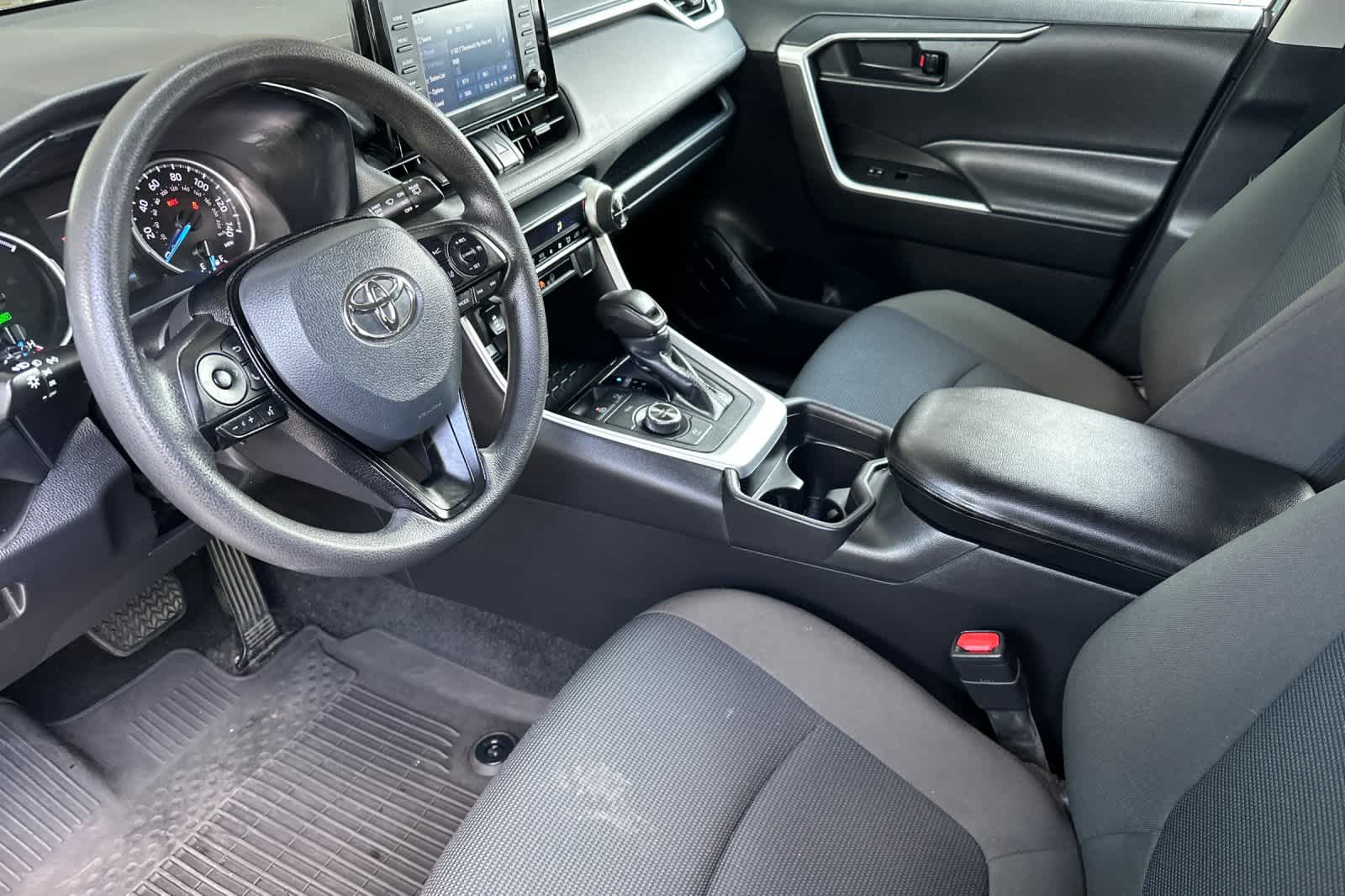 Thumbnail: 2021 Toyota RAV4 - 11