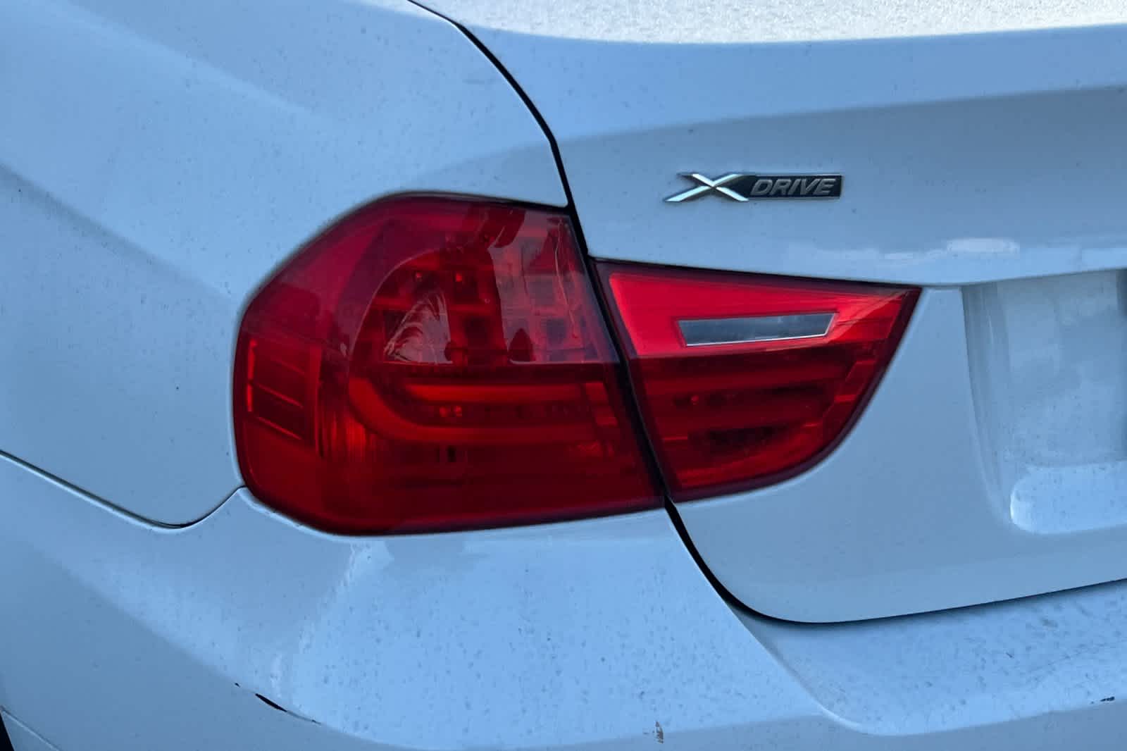Thumbnail: 2011 BMW 3 Series - 20