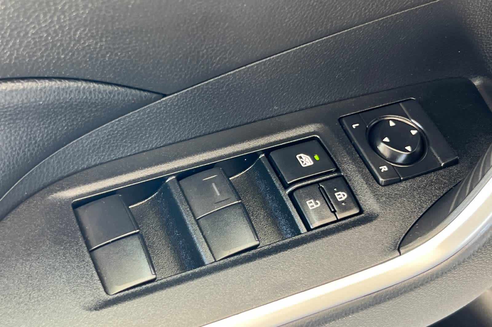 Thumbnail: 2021 Toyota RAV4 - 13