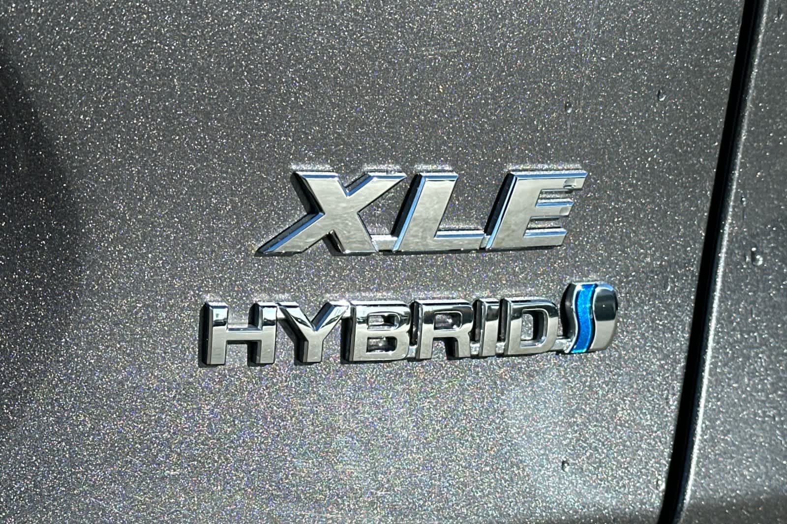 Thumbnail: 2023 Toyota RAV4 - 32