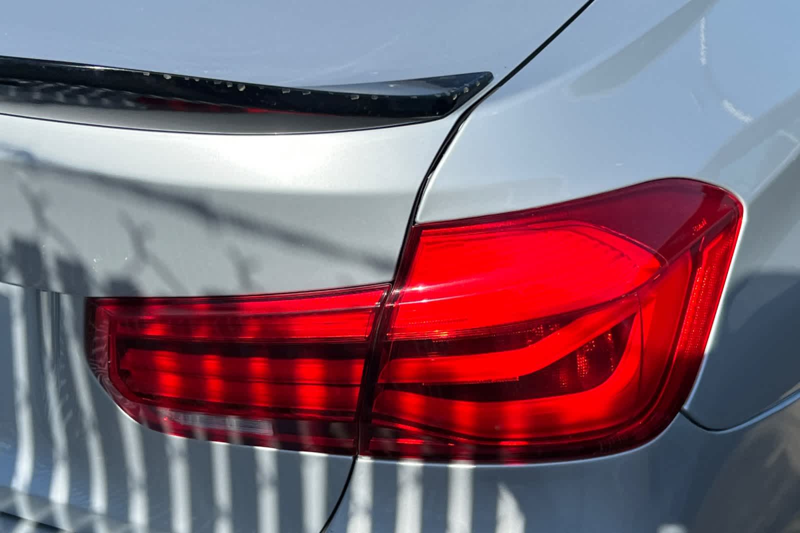 Thumbnail: 2017 BMW 3 Series - 18