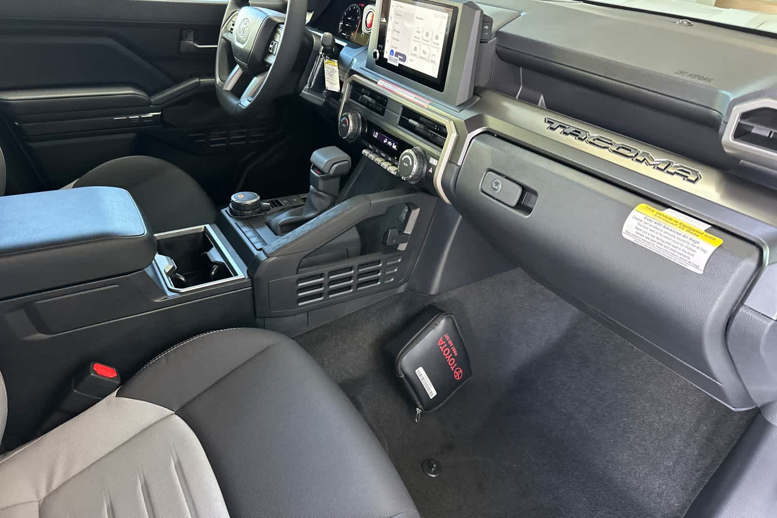 Thumbnail: 2025 Toyota Tacoma - 15