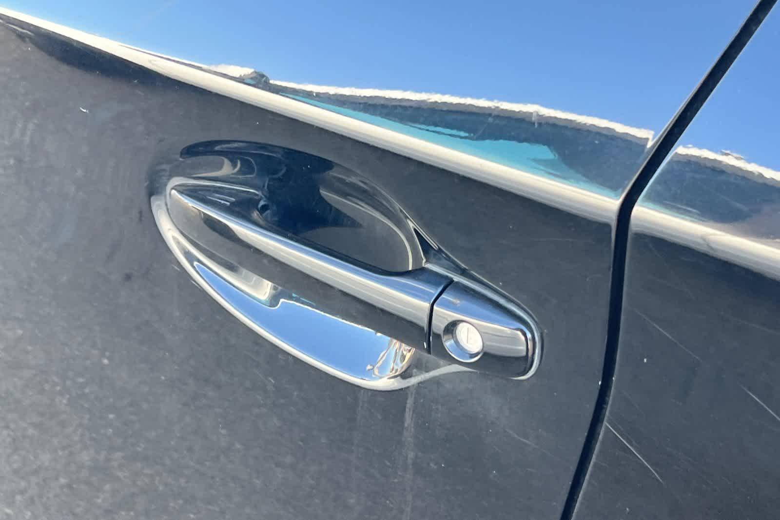 Thumbnail: 2013 Toyota Prius - 7