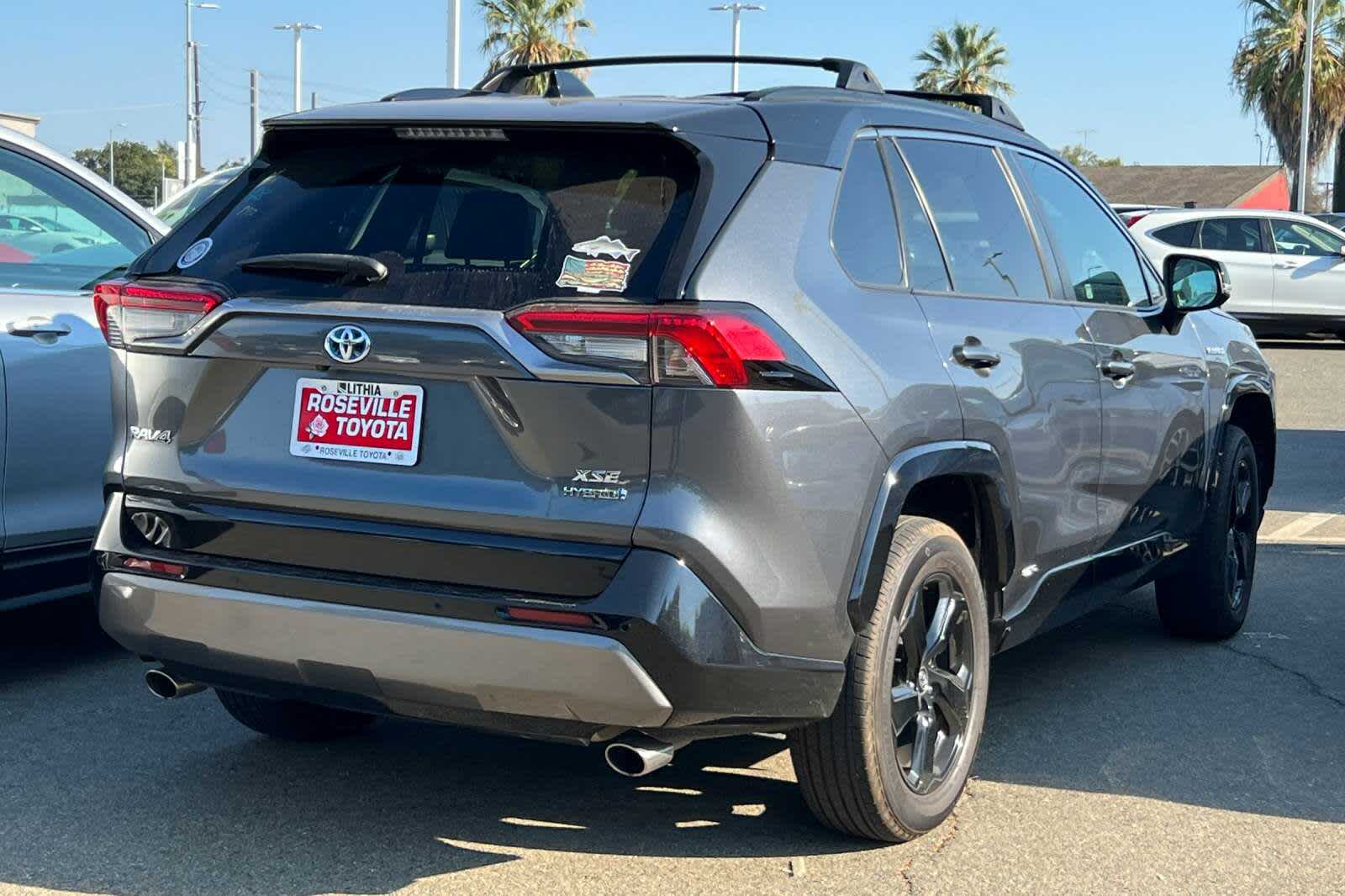 Thumbnail: 2020 Toyota RAV4 - 2