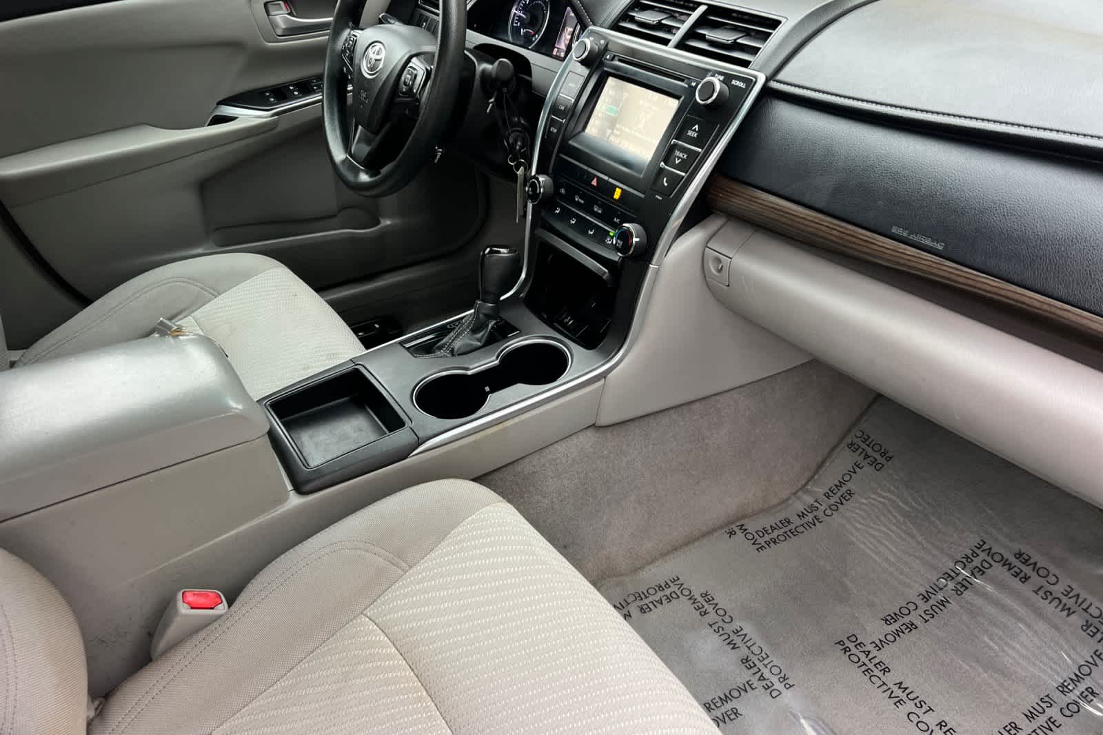 Thumbnail: 2016 Toyota Camry - 16