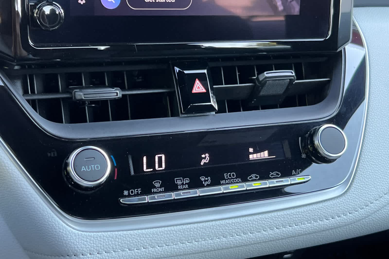 Thumbnail: 2025 Toyota Corolla - 20