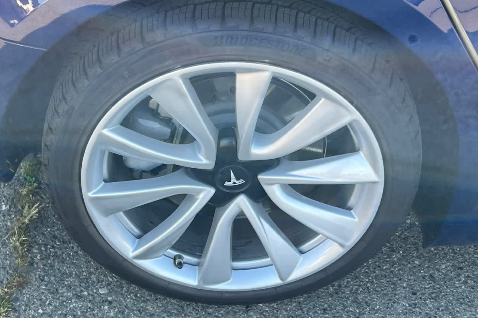 Thumbnail: 2017 Tesla Model 3 - 16