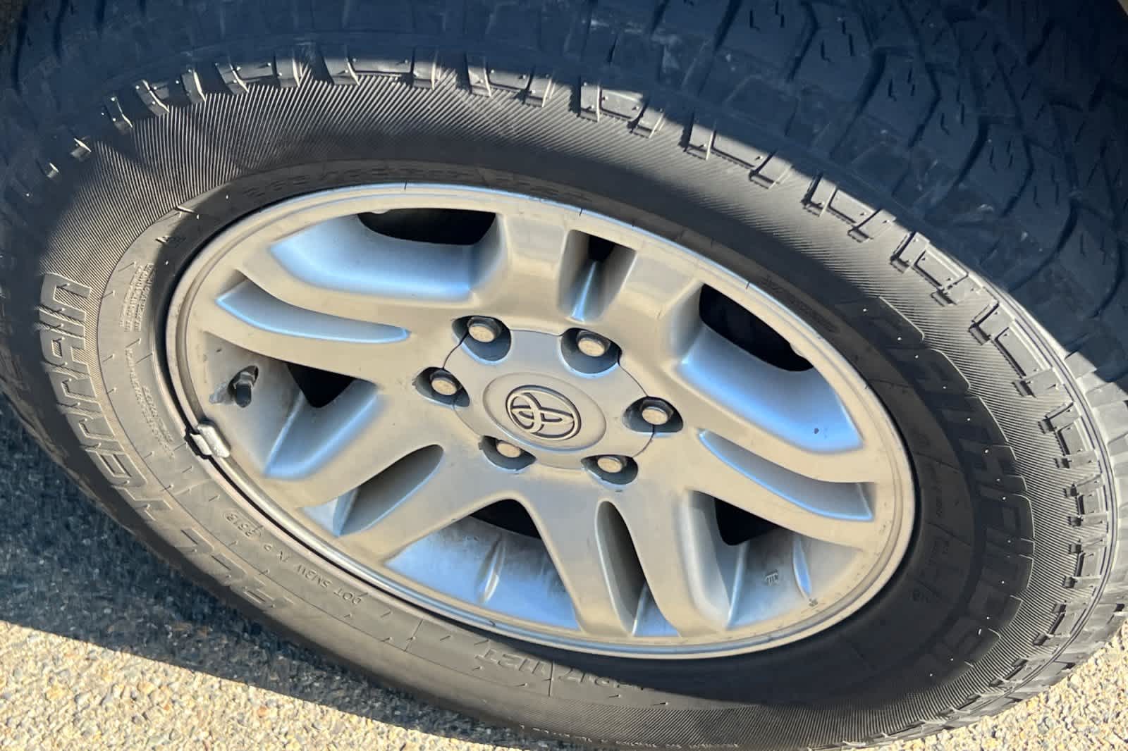 Thumbnail: 2005 Toyota Tundra - 12