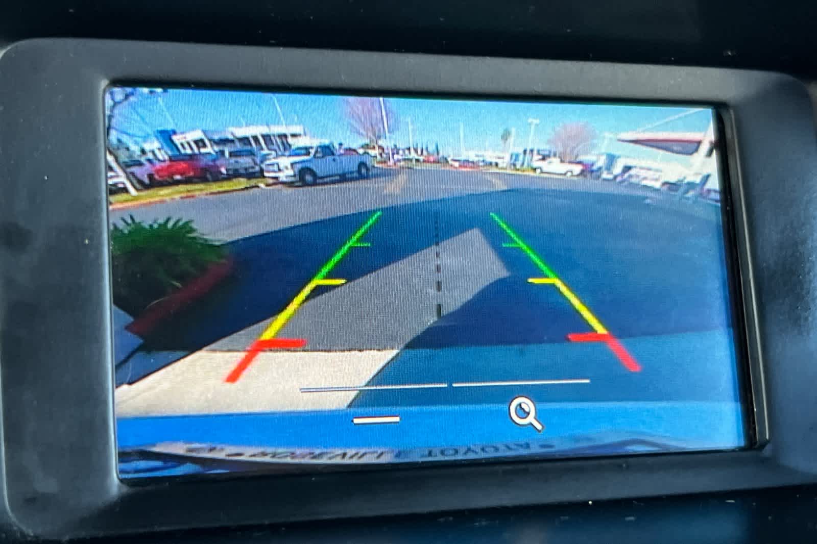 Thumbnail: 2018 Ford Focus - 19