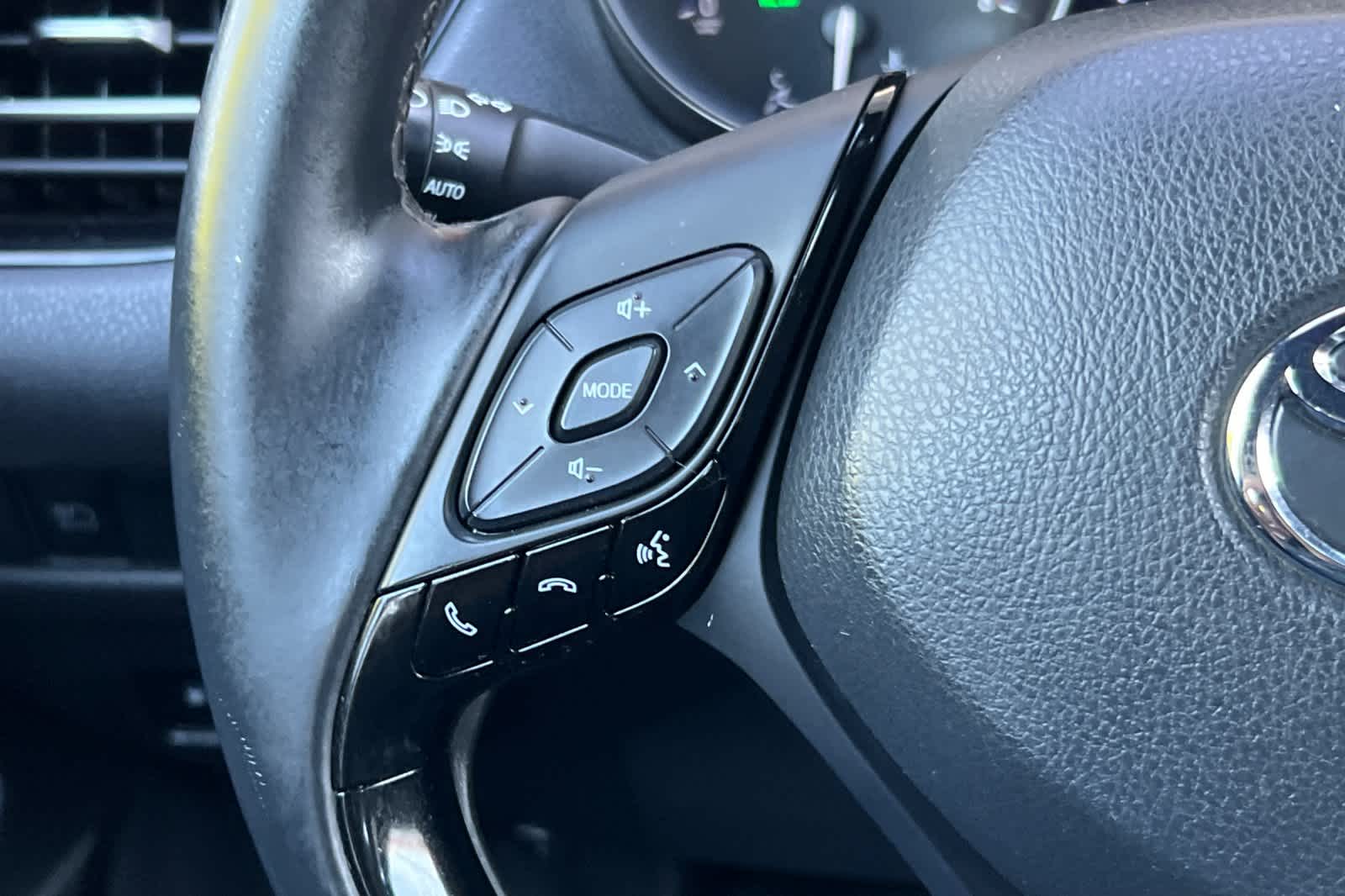 Thumbnail: 2019 Toyota C-HR - 24