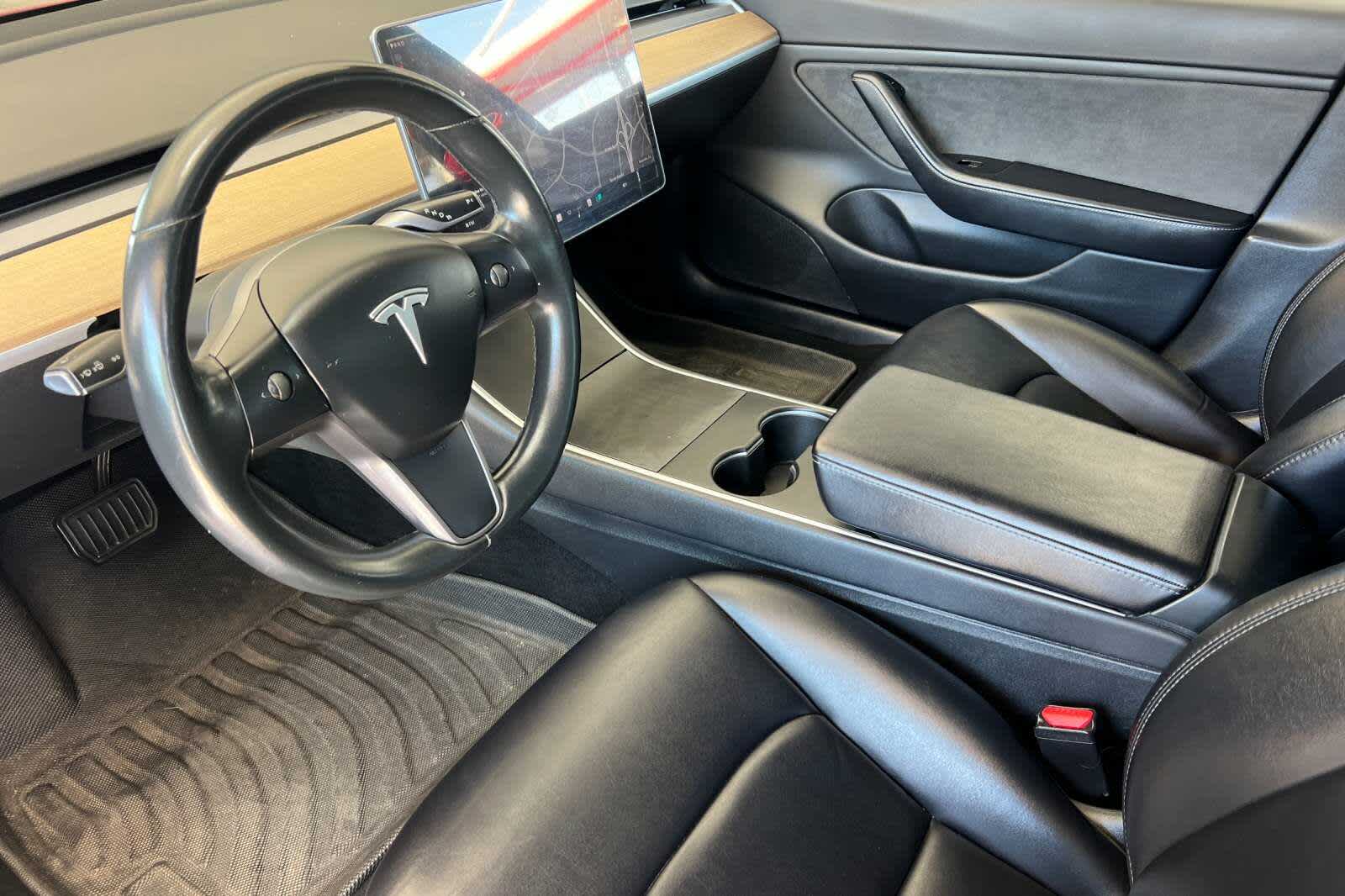 Thumbnail: 2018 Tesla Model 3 - 11