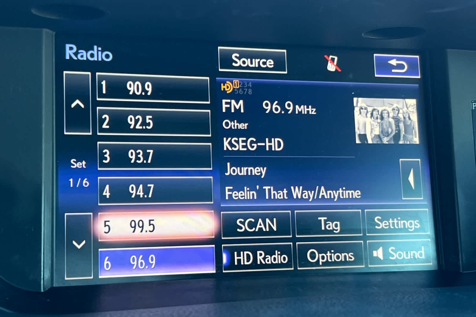 Thumbnail: 2016 Lexus ES - 19