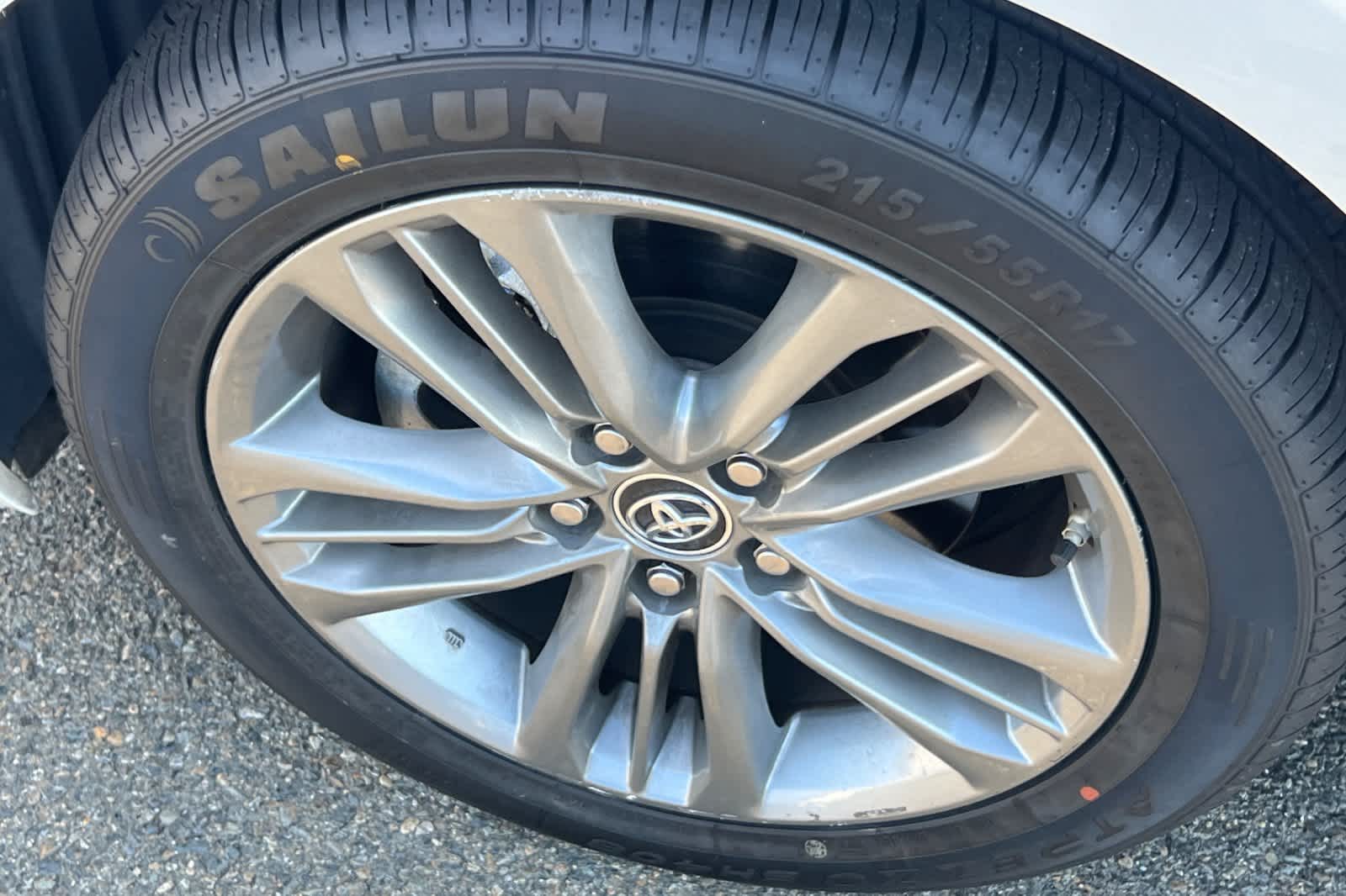 Thumbnail: 2016 Toyota Camry - 10