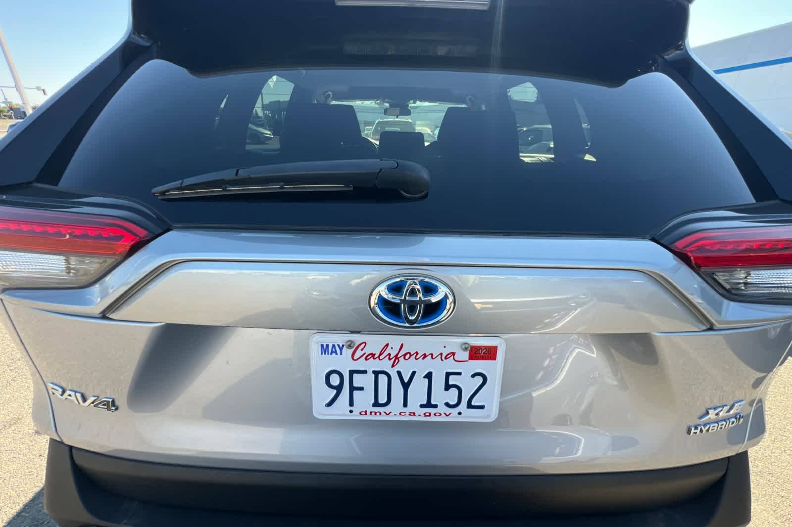 Thumbnail: 2022 Toyota RAV4 - 16