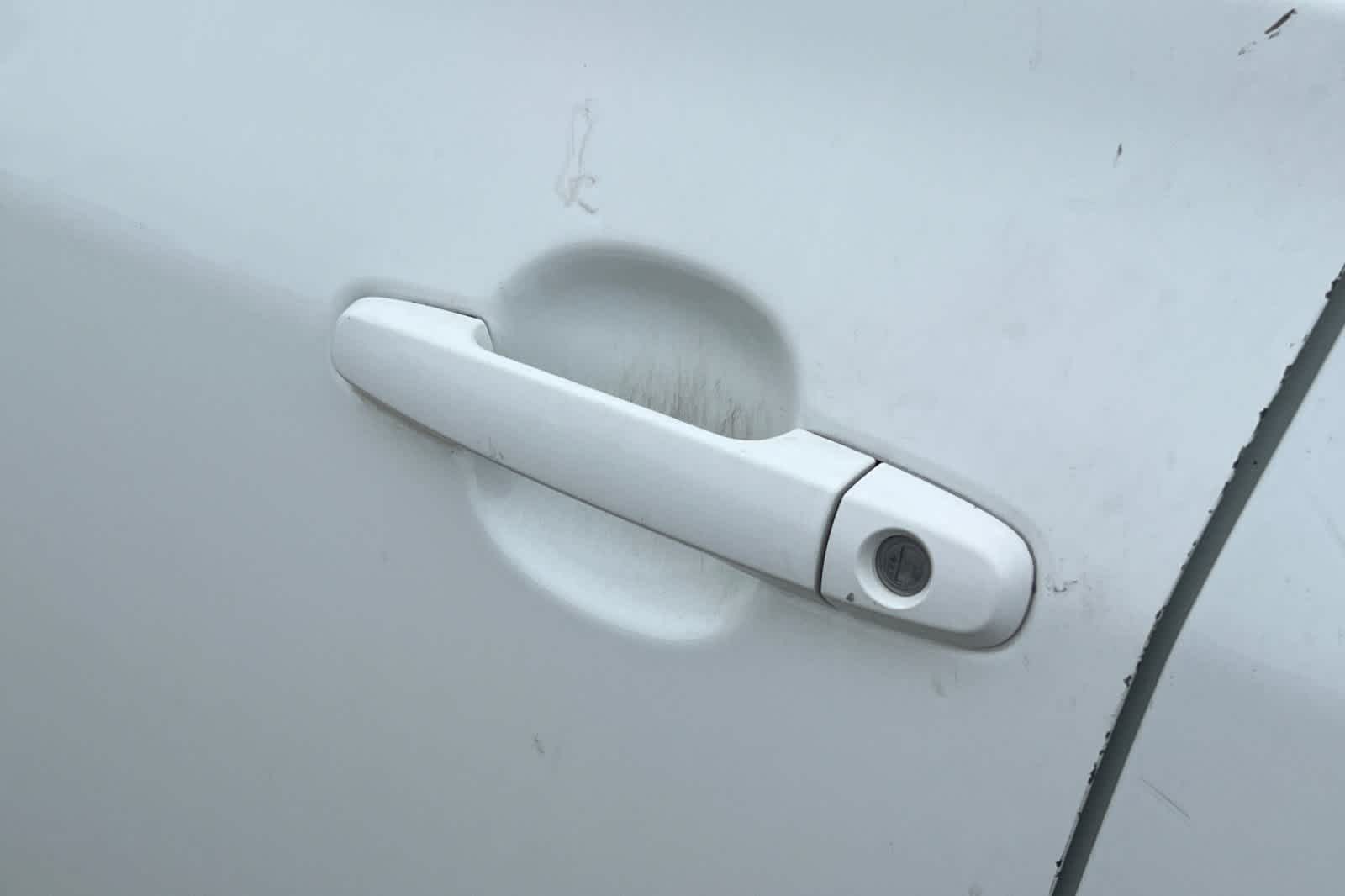 Thumbnail: 2013 Toyota Corolla - 19