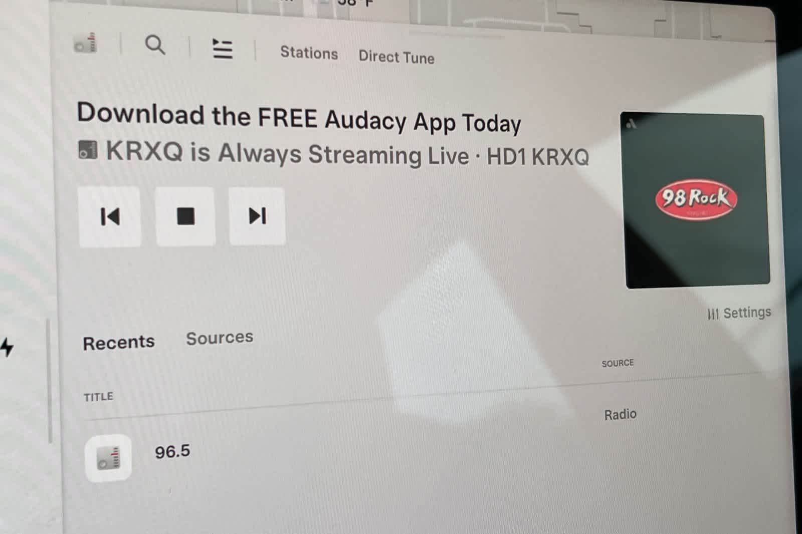 Thumbnail: 2023 Tesla Model 3 - 19