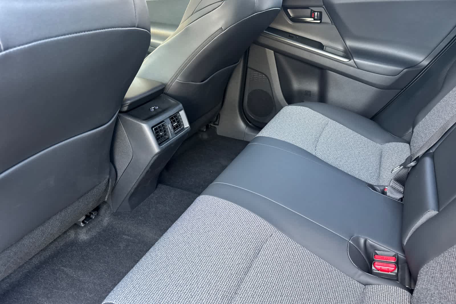 Thumbnail: 2026 Toyota bZ - 4