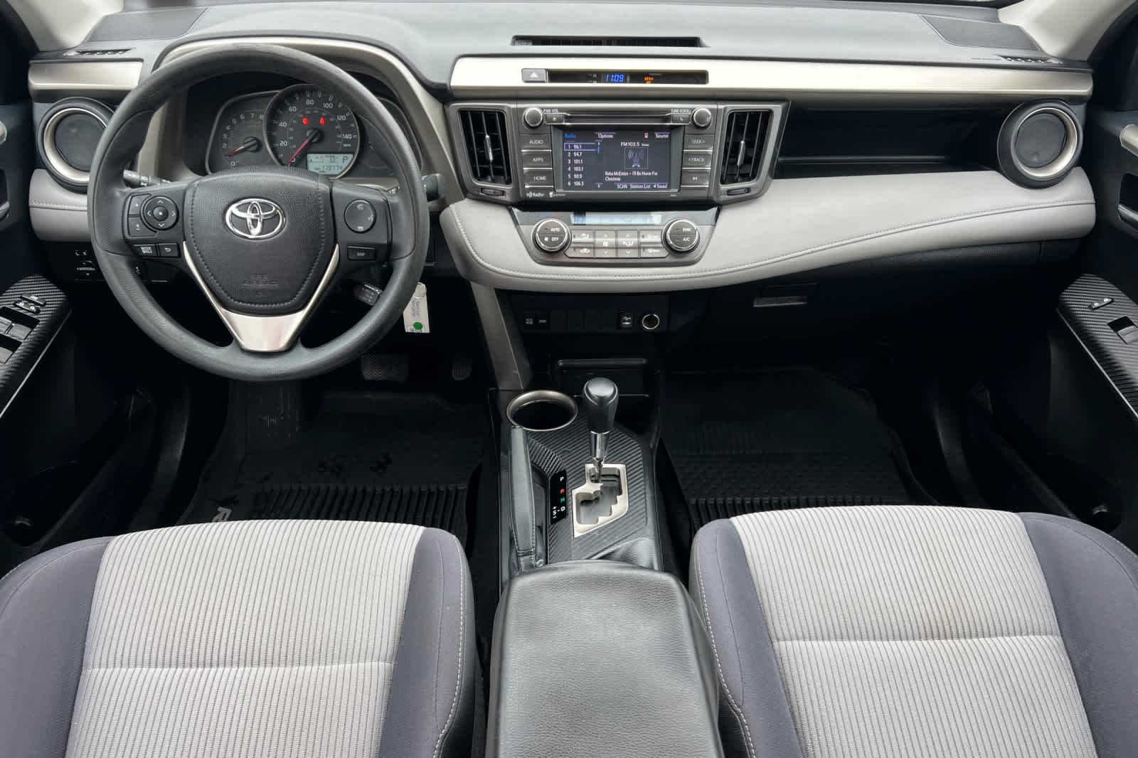 Thumbnail: 2014 Toyota RAV4 - 3