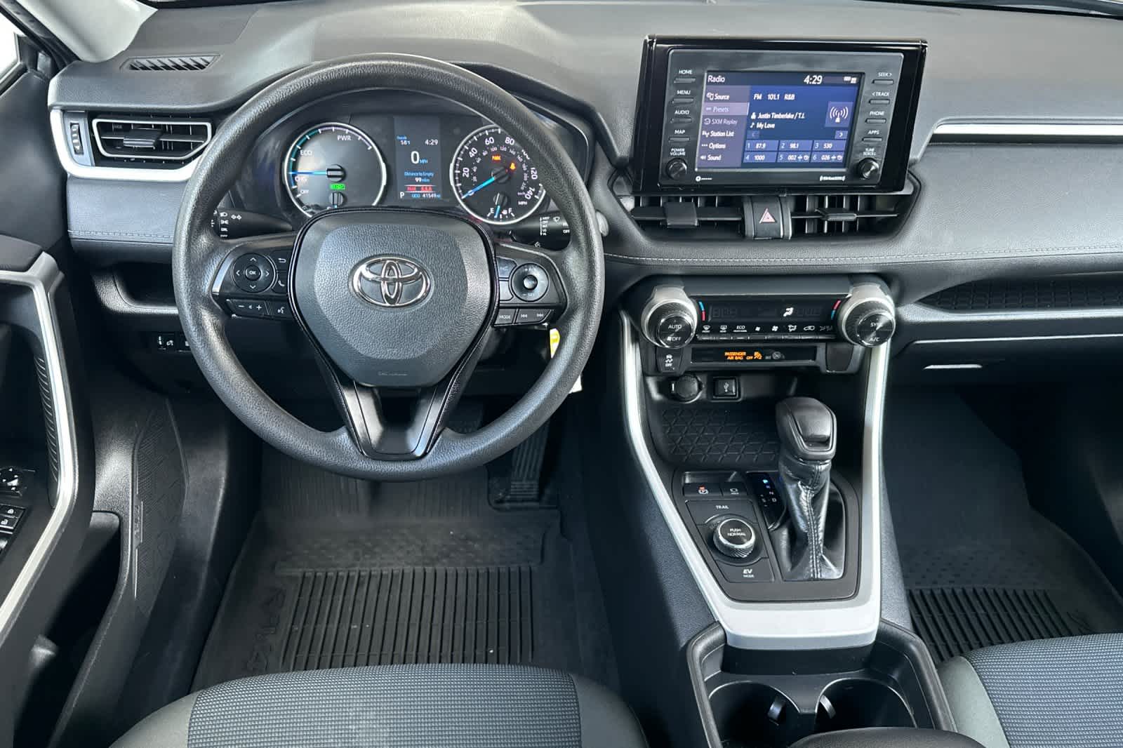 Thumbnail: 2021 Toyota RAV4 - 15