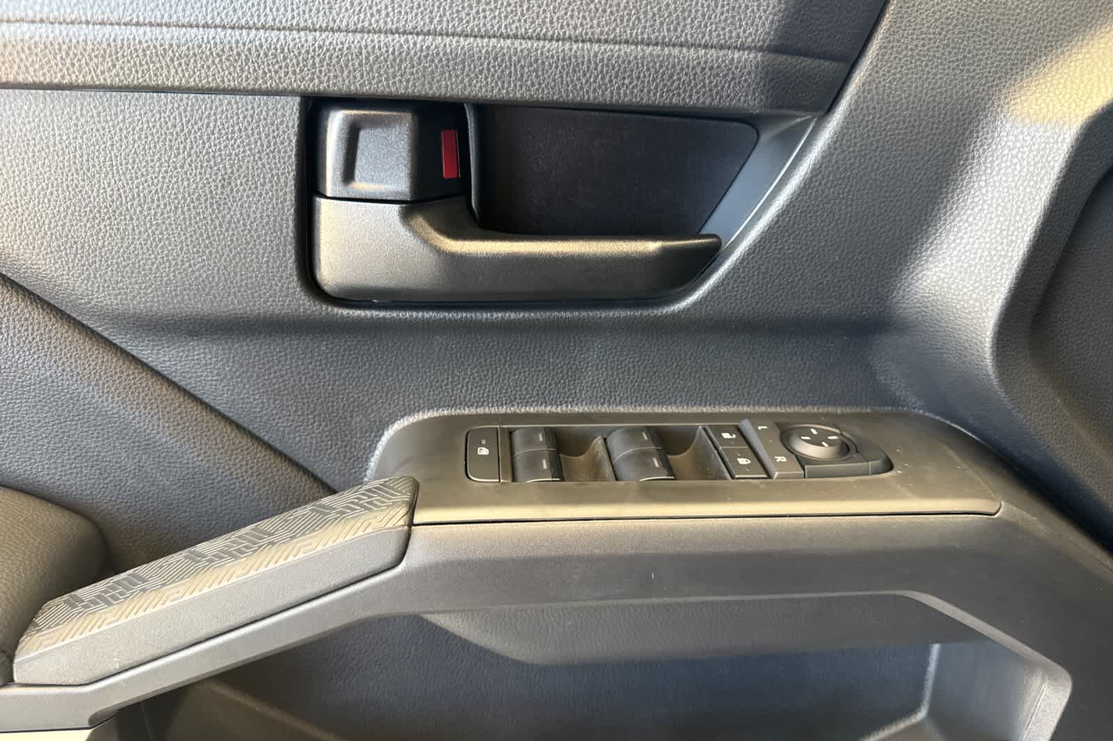 Thumbnail: 2025 Toyota Tacoma - 12