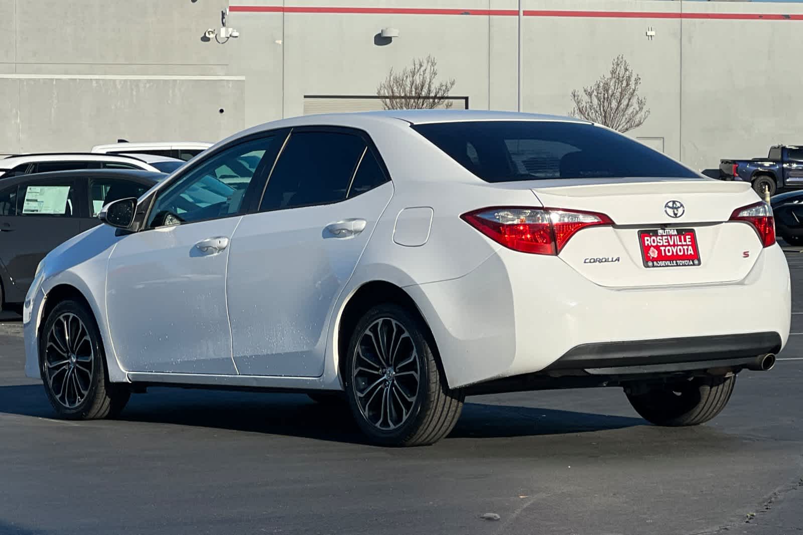 Thumbnail: 2015 Toyota Corolla - 7
