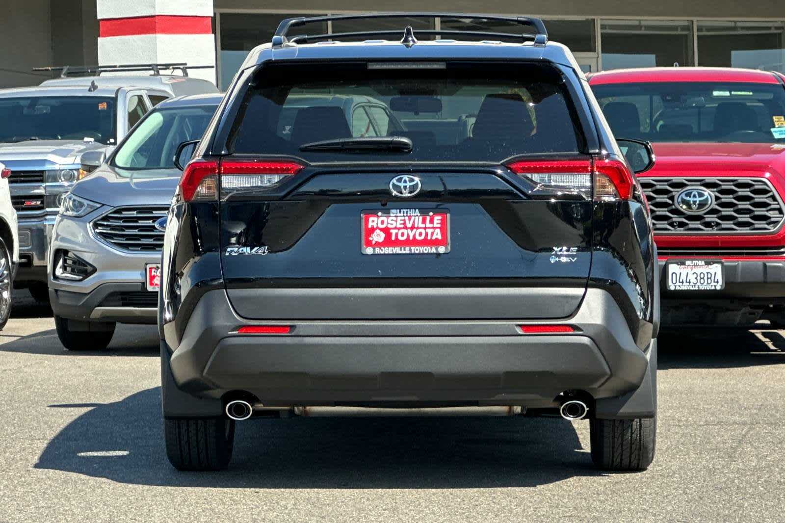 Thumbnail: 2025 Toyota RAV4 - 7