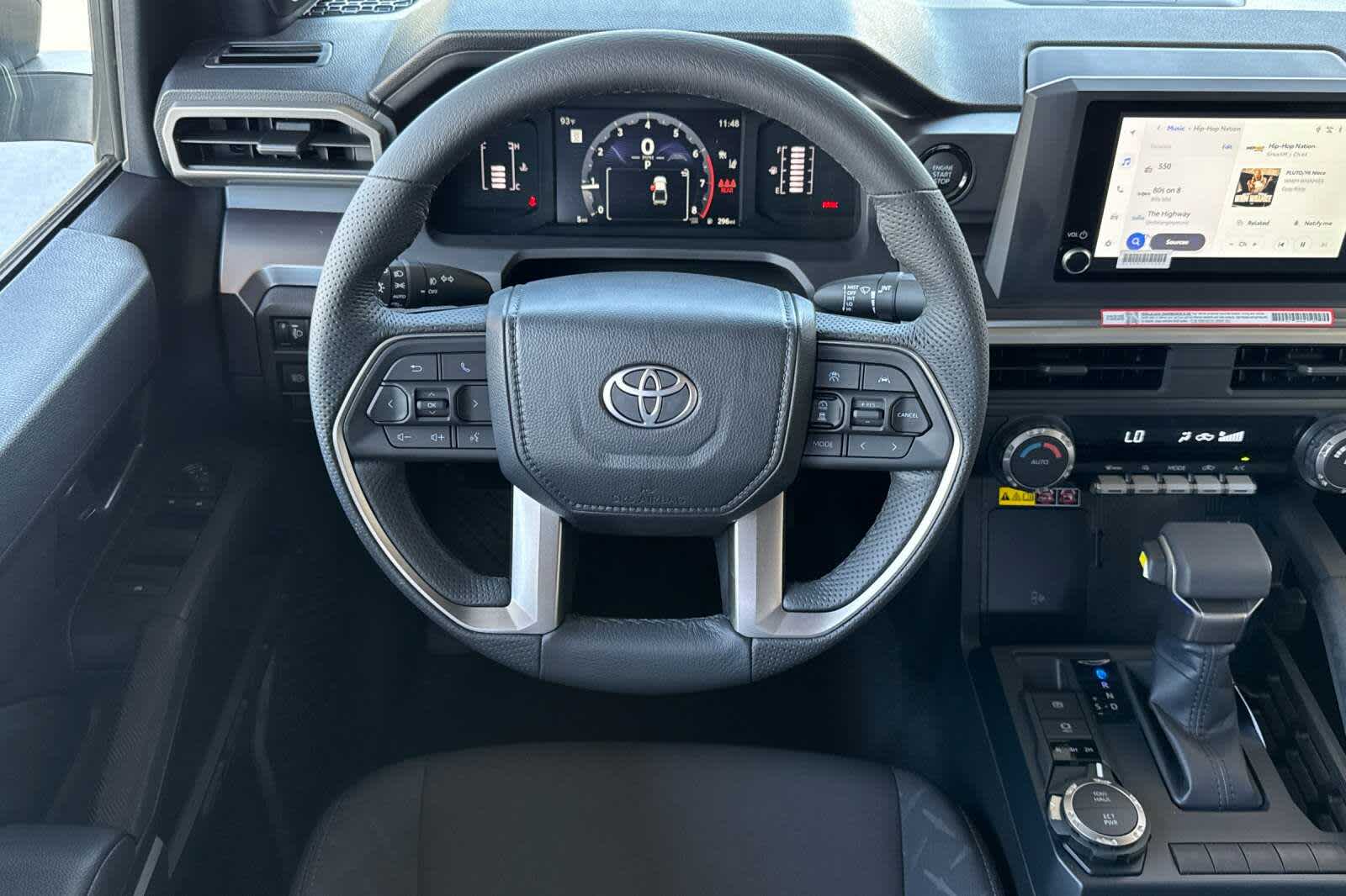 2025 Toyota Tacoma SR5 14