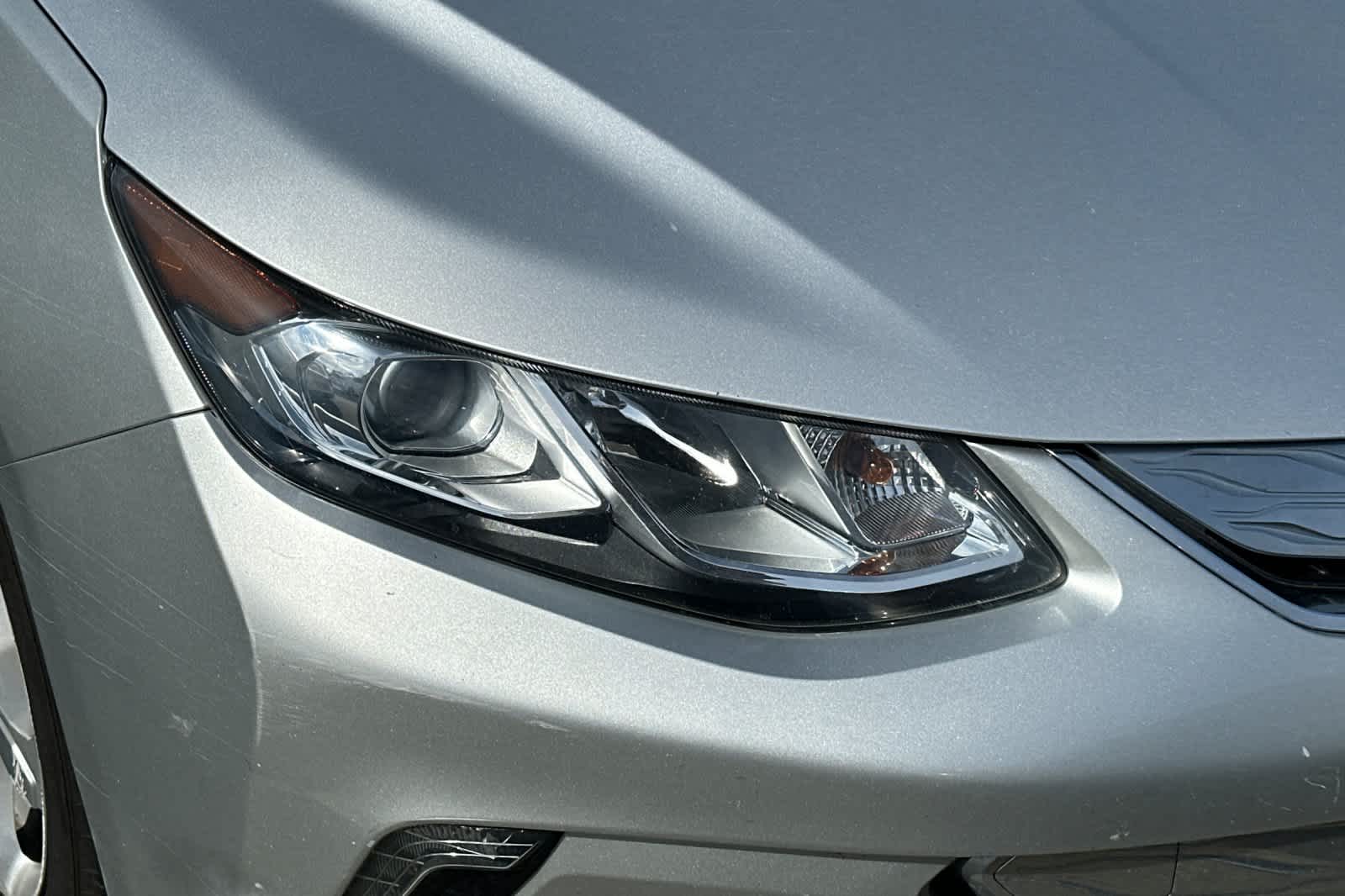 Thumbnail: 2016 Chevrolet Volt - 8