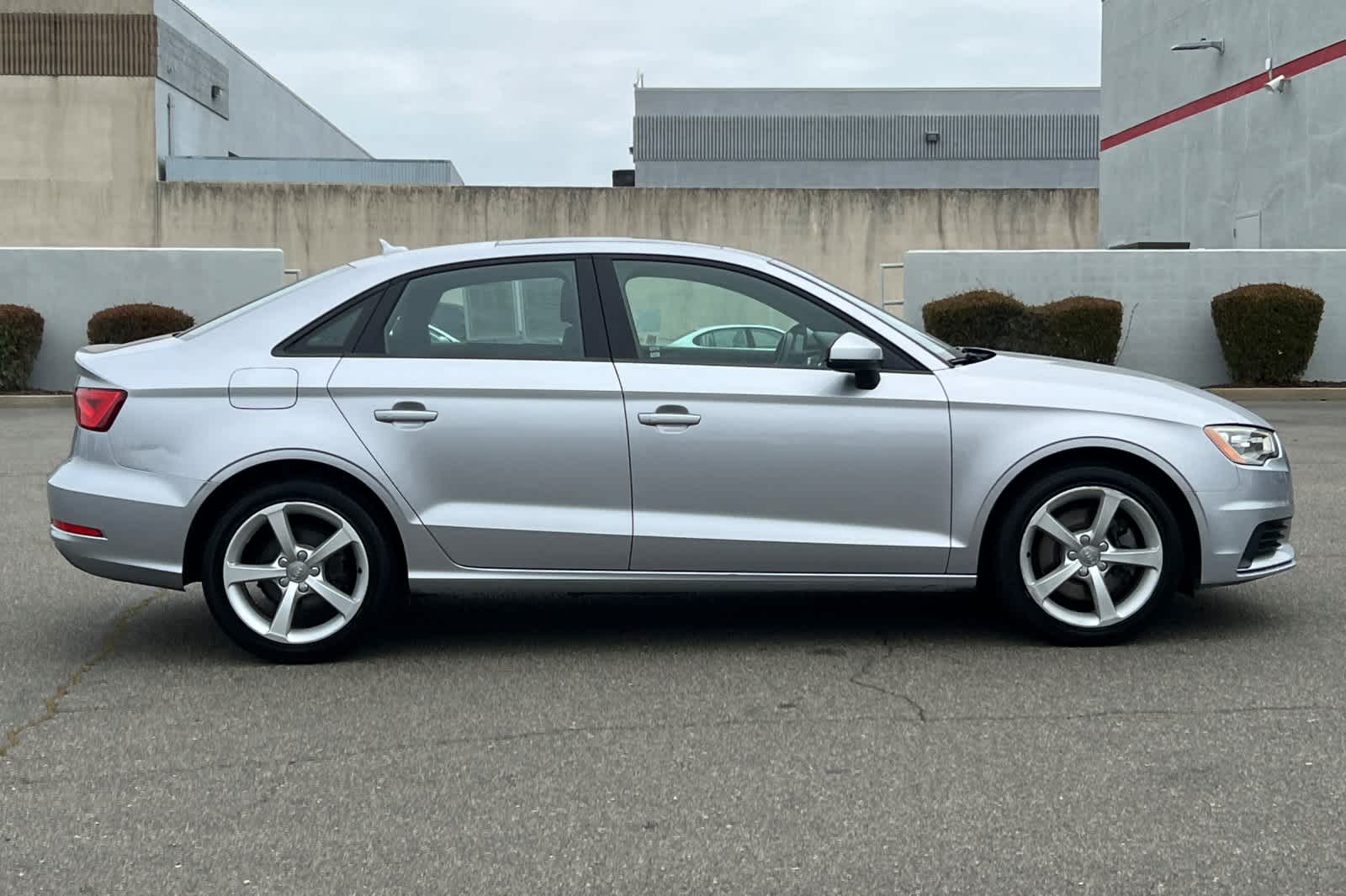 Thumbnail: 2016 Audi A3 - 6