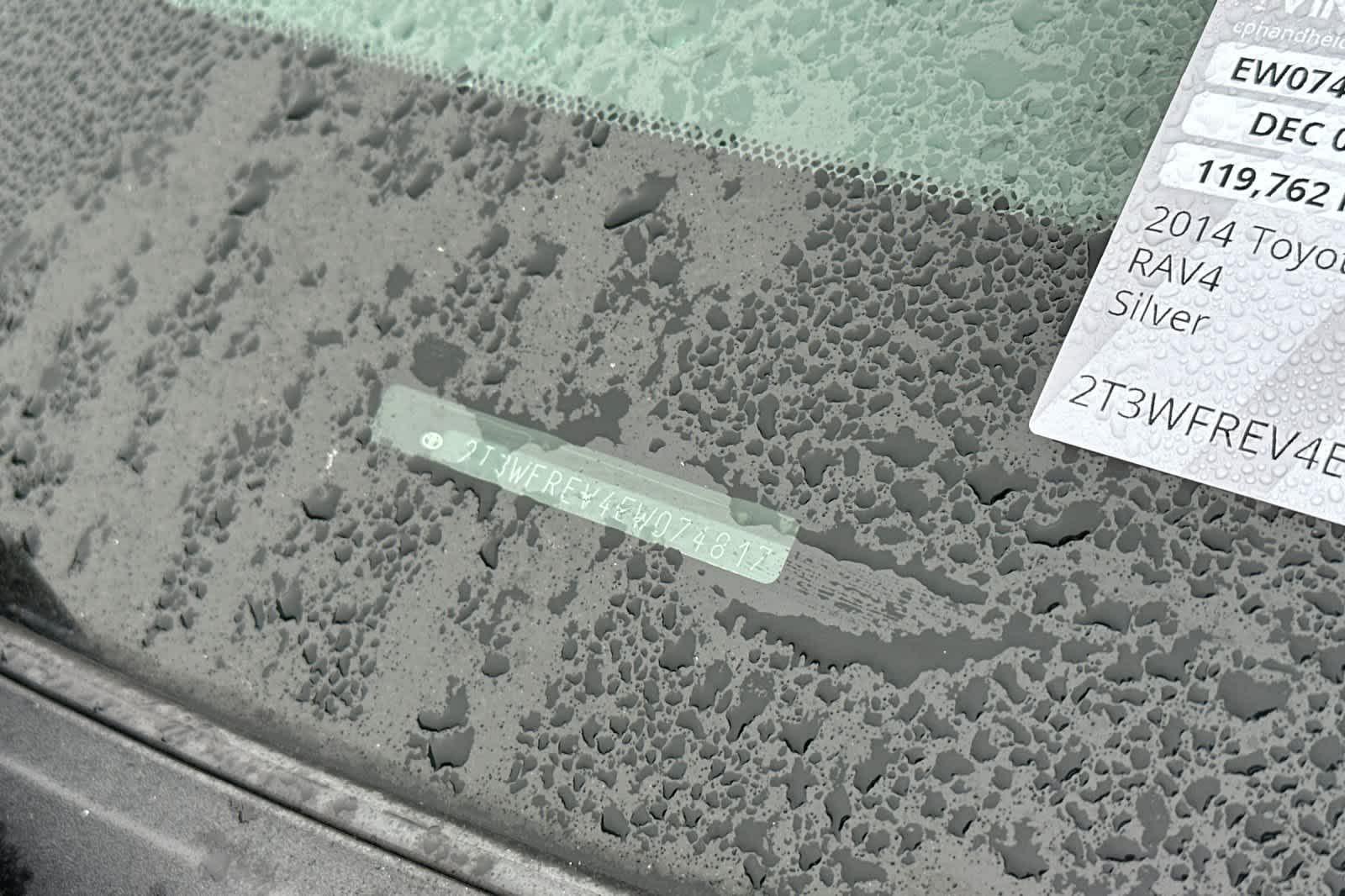 Thumbnail: 2014 Toyota RAV4 - 23