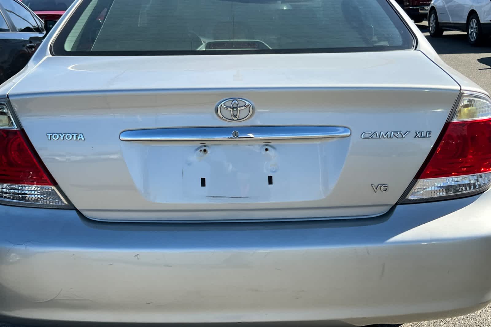 Thumbnail: 2005 Toyota Camry - 18