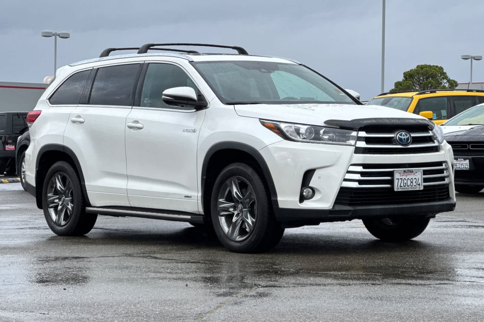 Thumbnail: 2017 Toyota Highlander - 5