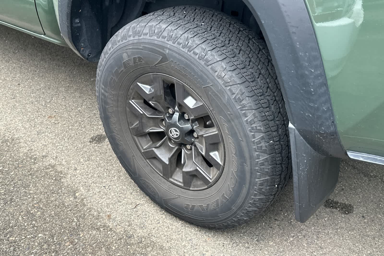 Thumbnail: 2021 Toyota Tacoma - 17