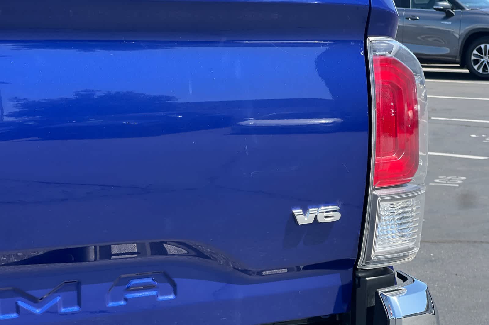 Thumbnail: 2023 Toyota Tacoma - 30